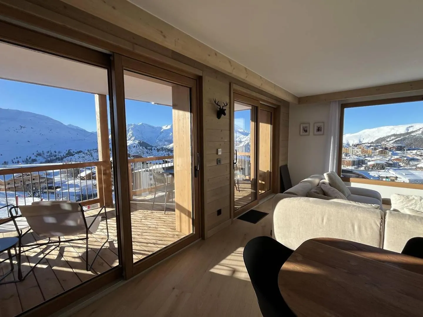 Alpe D'Huez Houses - Panoramique 4 Chambres, Sur Piste Avec Piscine